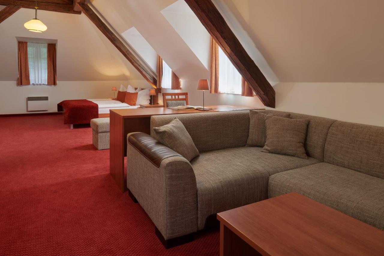 Hotel Singer Ludvíkov Kültér fotó